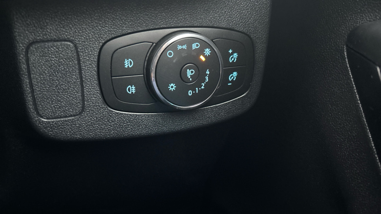 Ford Puma 1.0 EcoBoost Hybrid mHEV Titanium 5dr Petrol Hatchback